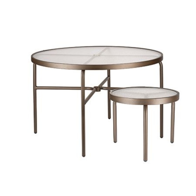 Round Acrylic Tables