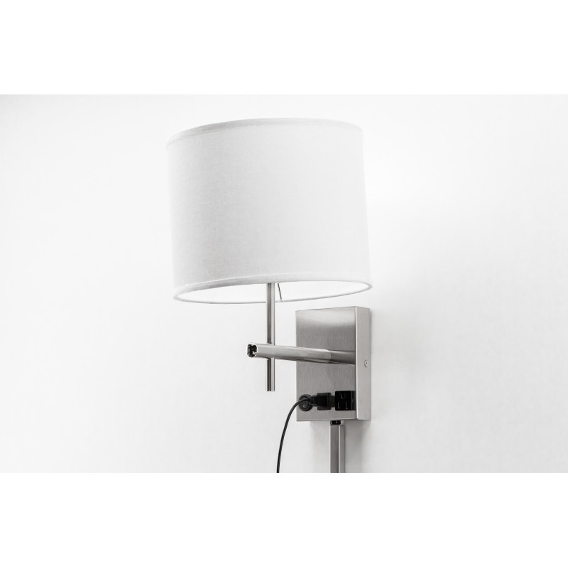 Single Wall Lamp