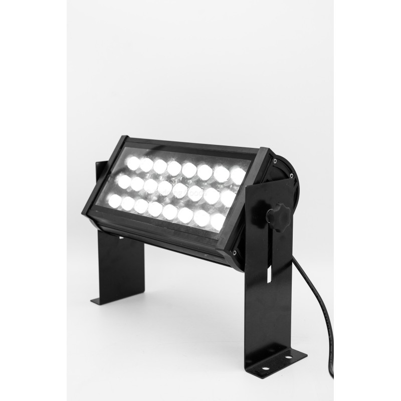 LED FLOOD LIGHT